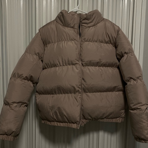 Threadbare cropped puffer jacket in taupe (ASOS) - Picture 2 of 5